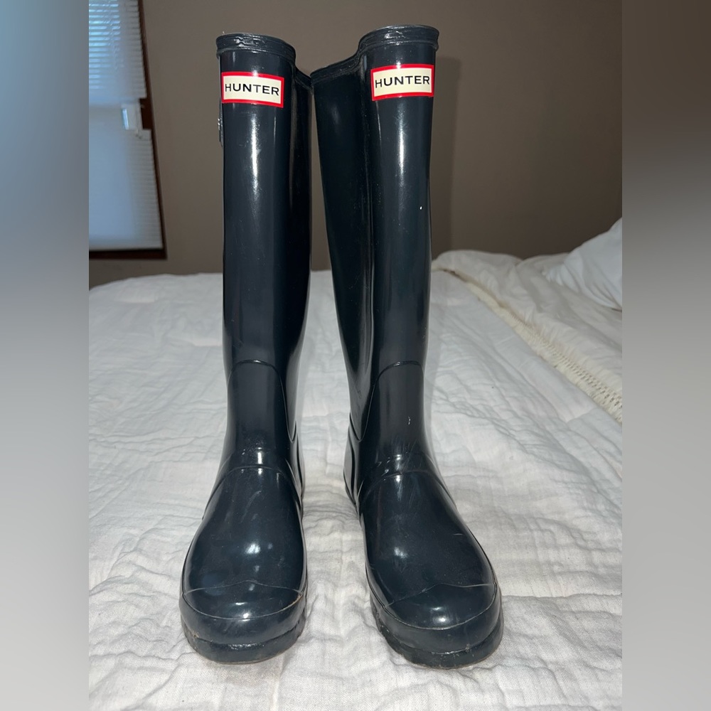 Hunter rain boots size 7 gray
